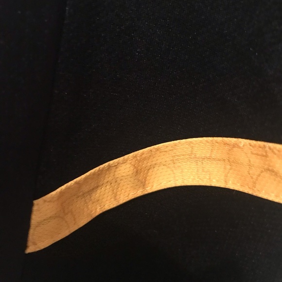 BNWT Puma Penarol Third Kit - Picture 5 of 7